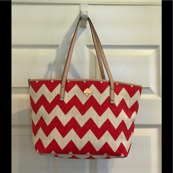 KATE SPADE red chevron handbag - Picture 3 of 16